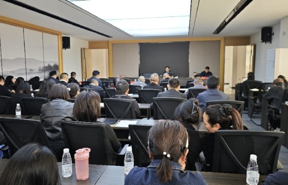 強(qiáng)化廉政建設(shè) 筑牢思想防線丨市信恒城投公司召開2025年全面從嚴(yán)治黨暨黨風(fēng)廉政建設(shè)工作會議
